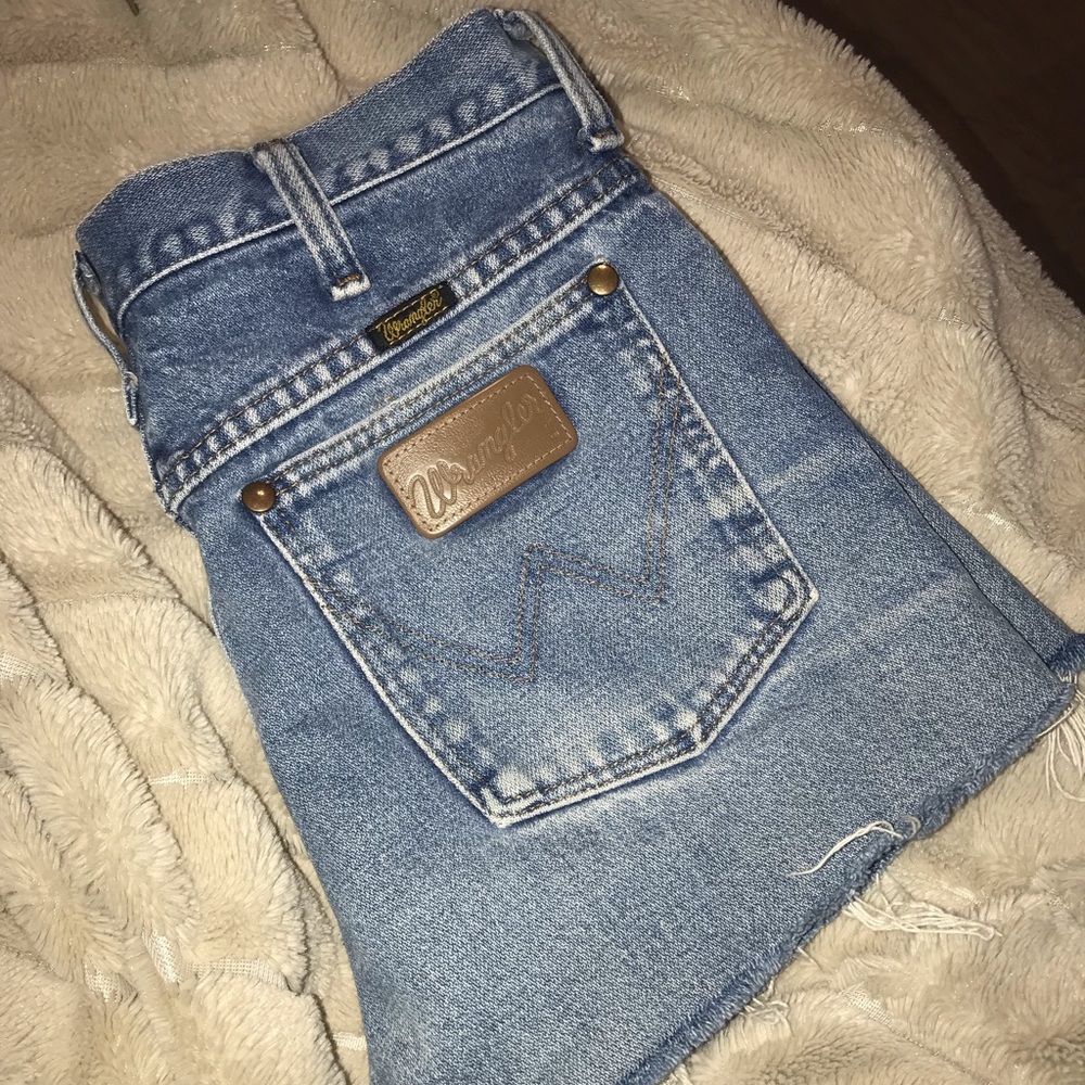 Denim wrangler shorts!!